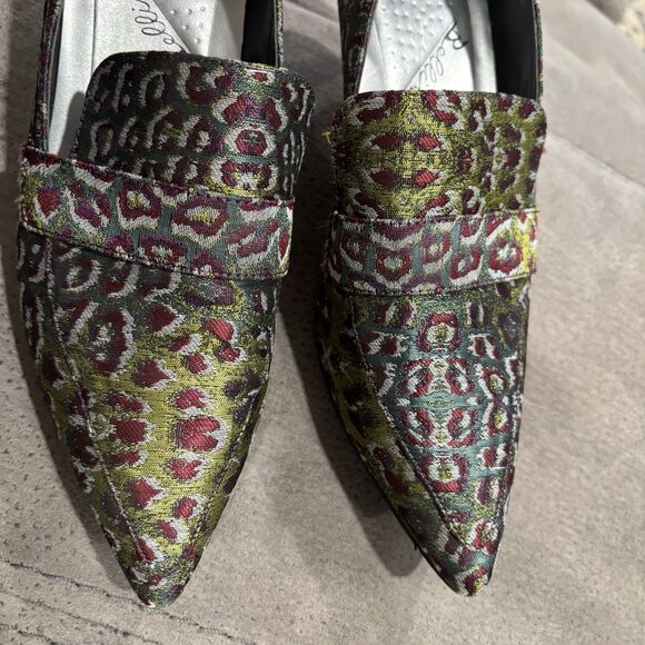 Bellini Brim Women's Pump Size 7.5W Heel Textile Upper PU Lining Unique Print - Picture 2 of 13